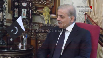 Lahore- CM Punjab Shahbaz Sharif meets PML(N) Senator Lt.General(r) Abdul Qayyum