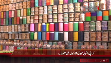 Karachi- People Goes to Shopping