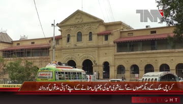 Karachi- Peoples Return To Home