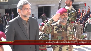 Rawalpinid- PM Shahid Khaqan Abbasi and COAS General Qamar Javed Bajwa visited Special Service Group (SSG) Headquarters