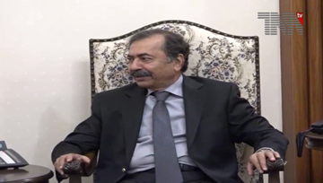 Karachi- Caretaker CM Sindh Fazal-ur-Rehman meets Deputy Chairman Senate Saleem Mandviwala