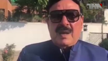 Rawalpindi-Sheikh Rasheed promises 10 trains within 100 days