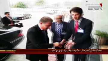 Islamabad- Pakistan willing to consider returning Indian pilot if it leads to de-escalation, FM Qureshi