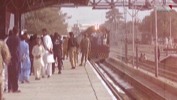 Lahore- Railway Minister Sheikh Rasheed Press Conference