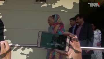 Larkana- Won't allow anyone to topple Sindh govt, says Bilawal.