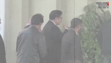 Islamabad-  SC suspends notification of COAS General Bajwa's extension