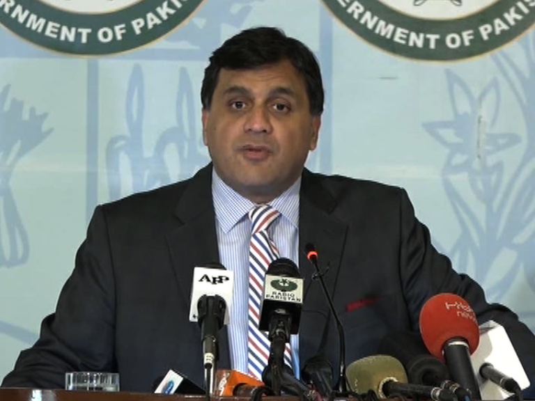 Islamabad- Indian govt should restore internet and mobile service in IOK,Foreign Office