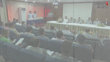 Karachi- Navy, PMSA and ANF jointly seize 421kg of heroin in sea raid.