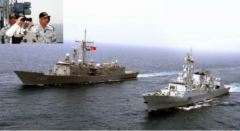 Karachi- PNS Alamgir, P3C aircraft participate in Int'l Naval Exercises