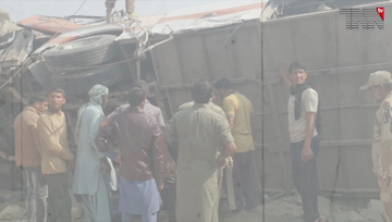 Quetta- 9 dead as coach carrying Pakistan Navy personnel, their families falls into ditch in Buzi Top area