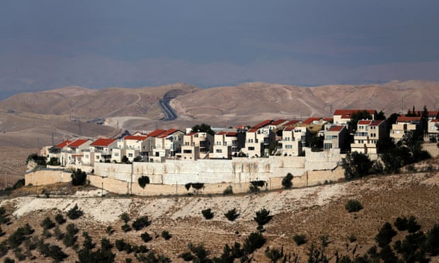 Washington- Secretary of State Mike Pompeo declared that the United States no longer considers civilian Israeli settlements on Palestinian lands a violation of international law