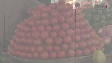 Karachi- Tomatoes prices decrease
