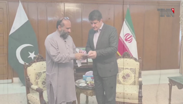 Karachi- Edhi Foundation gives donation Cheque Rs.31,500,000/= for Fighting against Corona virus in iran