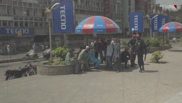 Karachi- Markets closed after a government decision due to Corona Virus