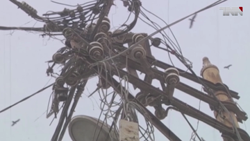 Islamabad- people can submit electricity and gas bills with 3 months delay, Hafeez Shaikh