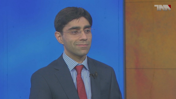 Islamabad- Passengers to immediately undergo COVID-19 test after returning, Moeed Yusuf