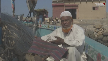 Karachi- Pakistani fishermen suffer because of fishing ban amid pandemic