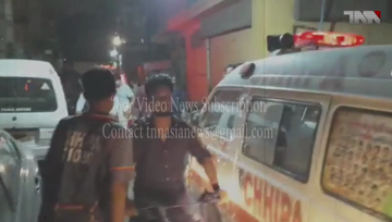 Karachi- Building collapse in Liaquatabad near Sindhi Hotel, Karachi