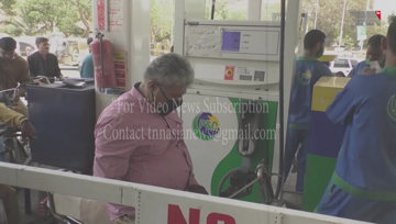 Karachi- leniency of administration, use of masks and gloves in various places less