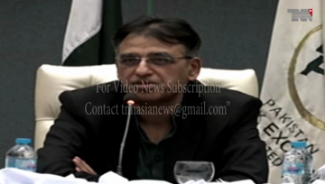 Islamabad- Covid is reduced but risk is still alive, warns Asad Umar