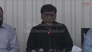 Karachi- Muhajir Movement chief Afaq Ahmad demands new province
