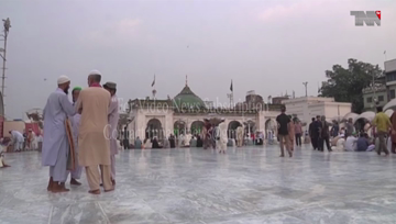 Lahore- Punjab bans recordings of films, dramas at mosques, shrines