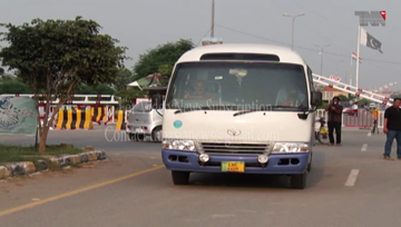 Lahore- With shattered dreams, 14 Pakistani Hindus return home