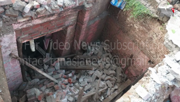 Lahore-Roof Collapse Kill 6 IN Taxali Gate