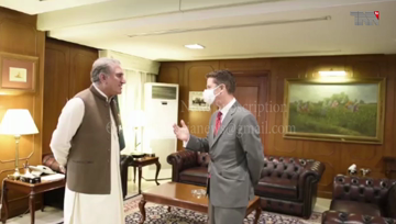 Islamabad- world should make efforts to resolve the Kashmir issue in accordance with international resolutions, Foreign Minister