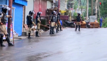 Abu Dhabi- India is planning a surgical strike in Pakistan, Says Foreign Minister Shah Mehmood Qureshi
