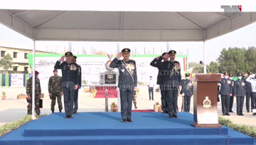 Karachi- Airforce always ready to deal with threats, Chief Pakistan Air Force