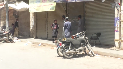 Islamabad- Pakistan imposes Eid lockdown as COVID cases soar