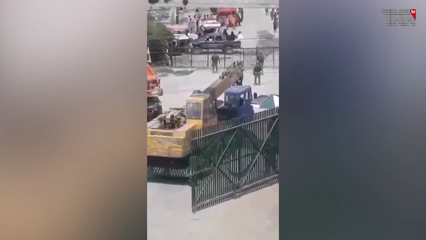 Torkham- Pakistan closes Torkham border crossing with Afghanistan after Taliban advances