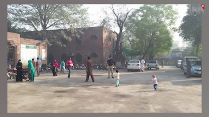 Lahore- Fake record of Nawaz's vaccination: Kot Khawaja Saeed Hospital's MS suspended