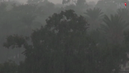 Lahore- Intermittent rainfall continues in Lahore, submerges low-lying areas