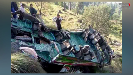 Azad Kashmir - 23 Deads as Bus Plunges into Ravine in Rawalakot