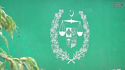 Islamabad - The government once again sought a respite from requesting details of the gifts received by Prime Minister Imran Khan.