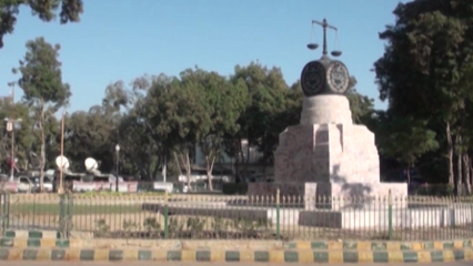 Karachi - The whole world knows who is behind the drug trade. Lawyer Haleem Adil Sheikh